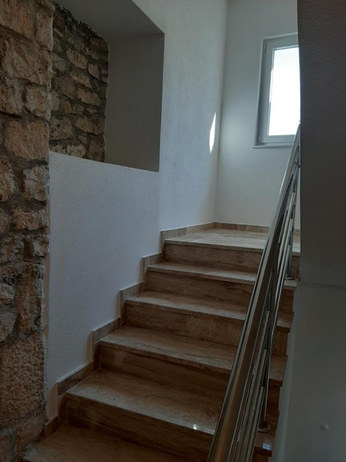 Penthaus Apartment N&M Baska Voda Bagian luar foto