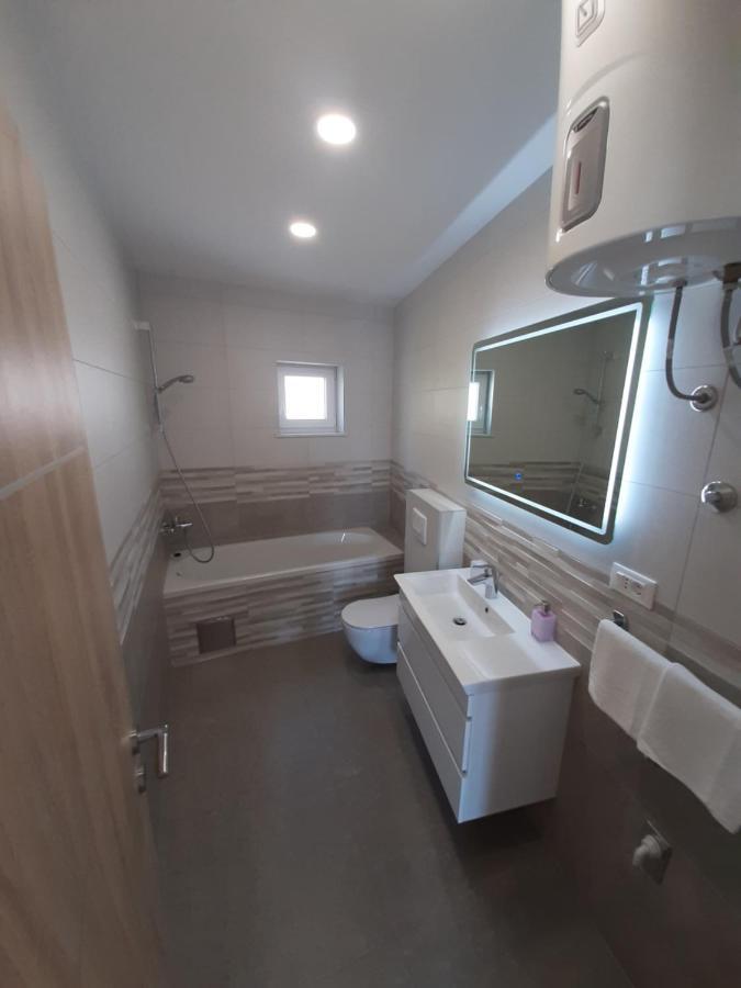 Penthaus Apartment N&M Baska Voda Bagian luar foto