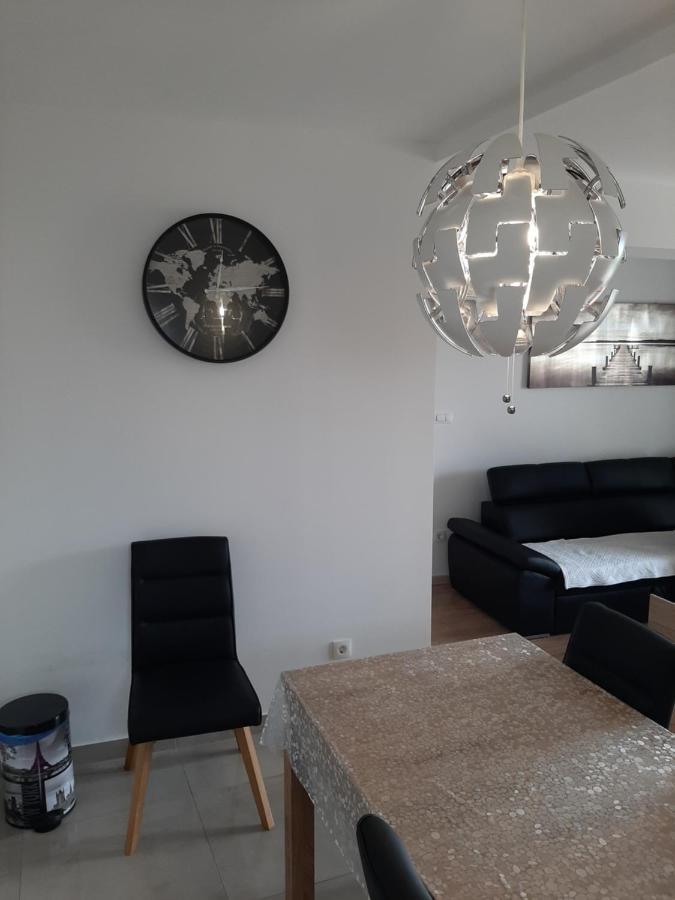 Penthaus Apartment N&M Baska Voda Bagian luar foto
